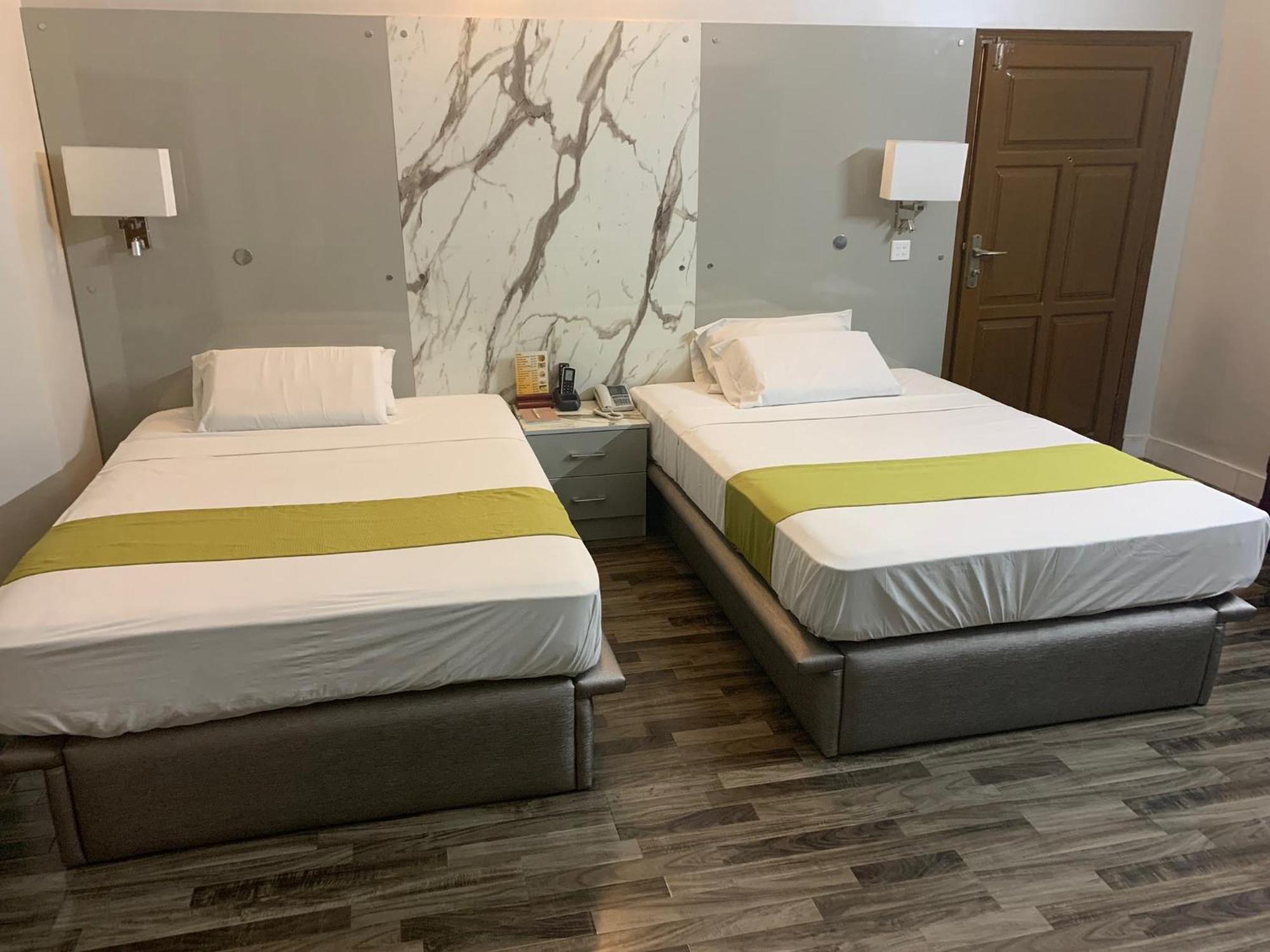 קראצ'י Star Guest House מראה חיצוני תמונה